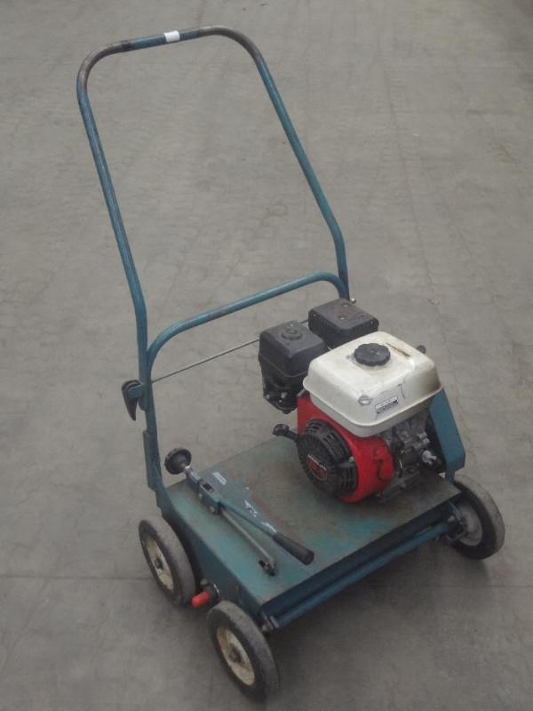 lot 10 image: Bluebird Model F-208 Lawn Comber, H...