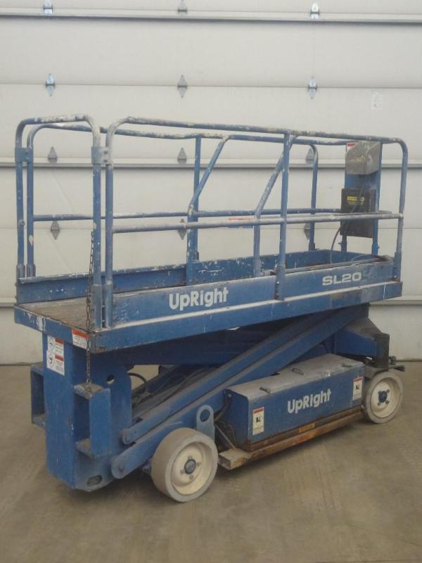 lot 2 image: UpRight SL20 Model 101000-000 24Vol...