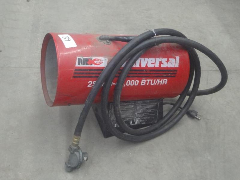 lot 39 image: Universal 24-45000 BTU LP Heater, H...