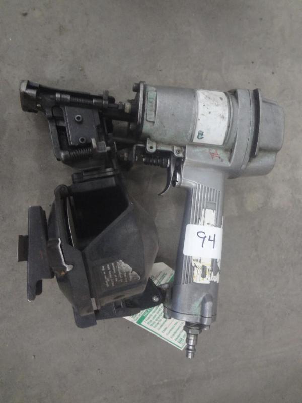 lot 94 image: Hitachi Pneumatic Coil Roofing Nail...