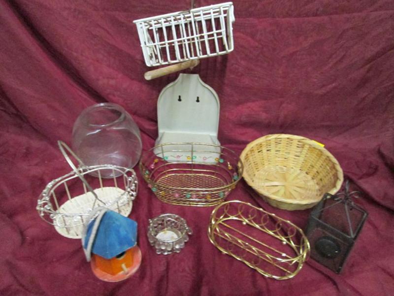 Lot of baskets....