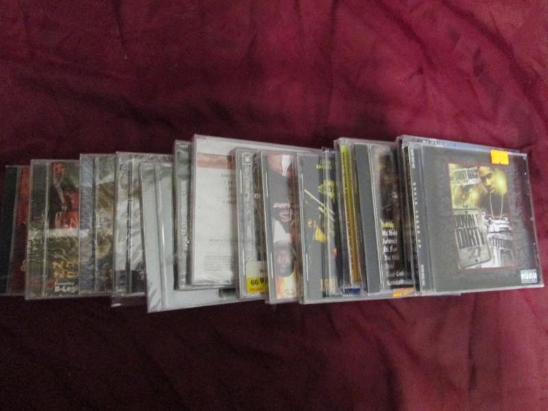 Lot of 14 music CDs. Various artis...