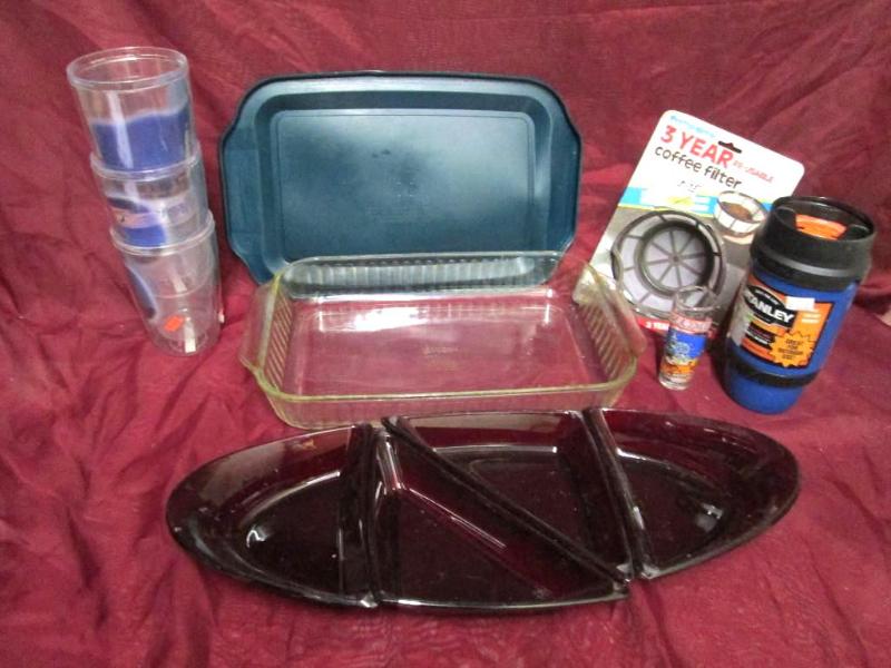 Lot of kitchen miscellaneous items....