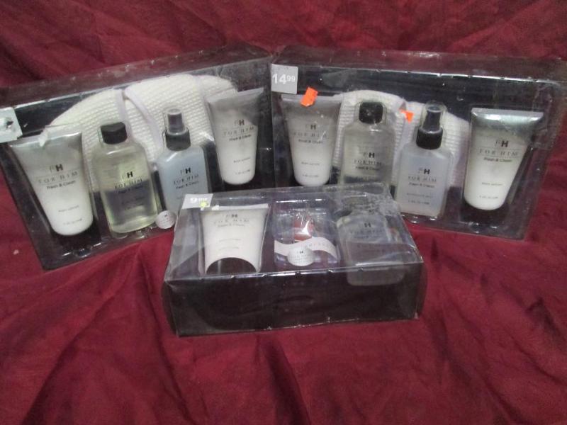 Lot of 3 mens personal care sets. ...