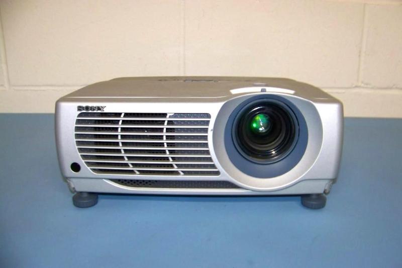 Sony, 3 LCD, Digital Multimedia  D...