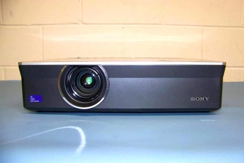 Sony, 3 LCD, Digital Multimedia  D...