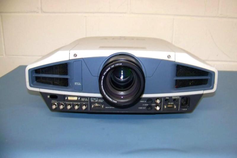 Sony, SuperBright, 1.3&quot, 3 LCD...