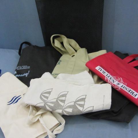 Shopping tote bags (7)...