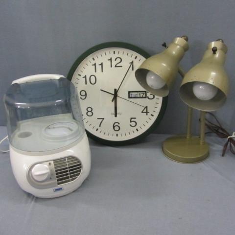 Double arm adjustable lamp, one gal...