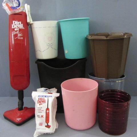 Dirt Devil Stick Vac Plus, 9 new ba...