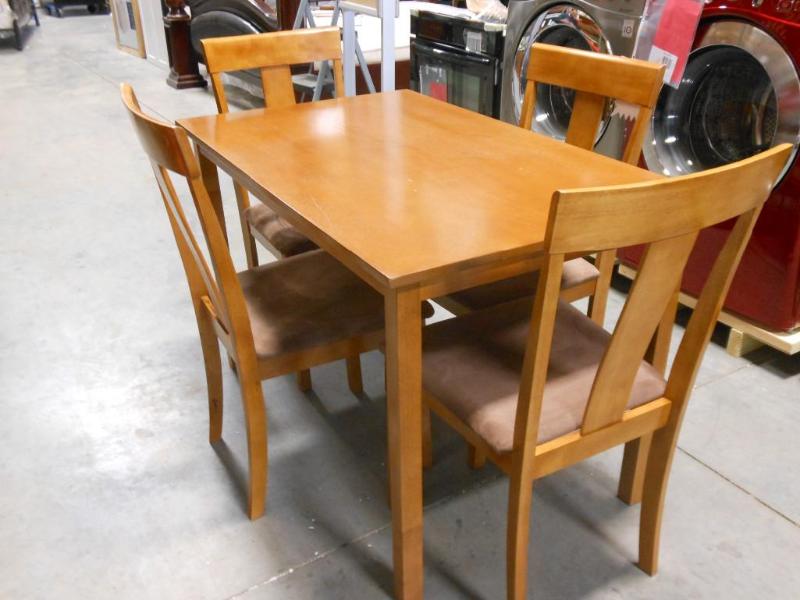 MYHOME URBANA DINING TABLE ...