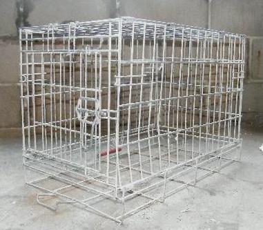 lot 177 image: Small Dog Kennel 22 l x 13.5 w x ...