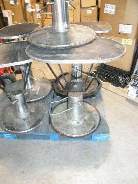 lot 191 image: Dog Grooming Table Hydraulic Swivel...
