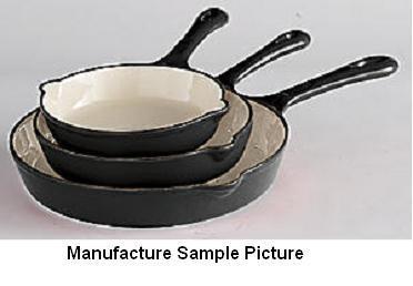 lot 38 image: Three Piece Black and White Ceramic...