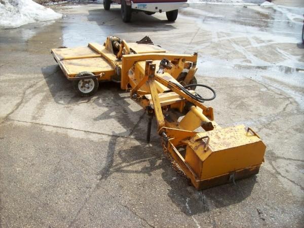 lot 4 image: Woods S106-3 Ditch Bank Mow...