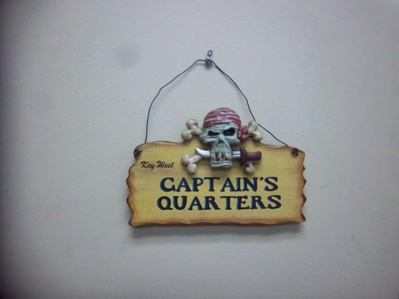lot 140 image: Pirate Skull Wall Hanging...