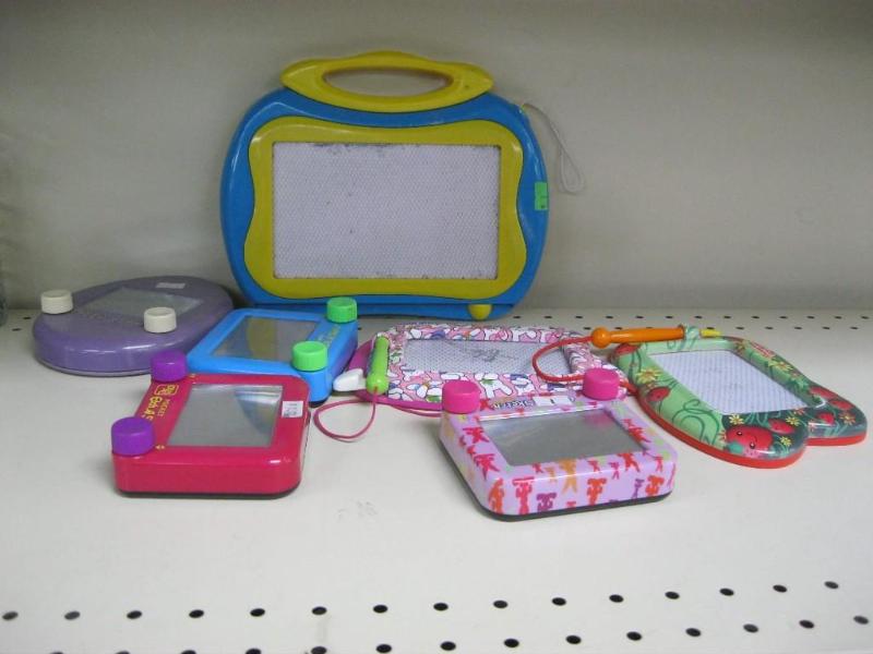 lot 148 image: Lot Of Kids etch Toys...