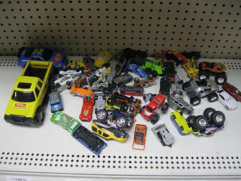 lot 150 image: Lot Of Toy Cars...