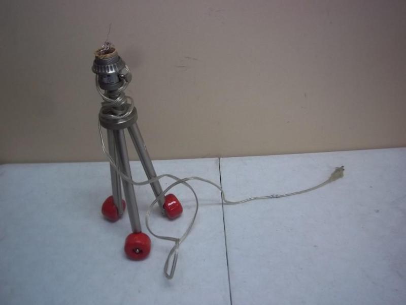 lot 209 image: Skateboard Wheel Lamp...