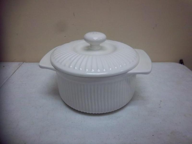 lot 210 image: Faberware&nbspCrock...