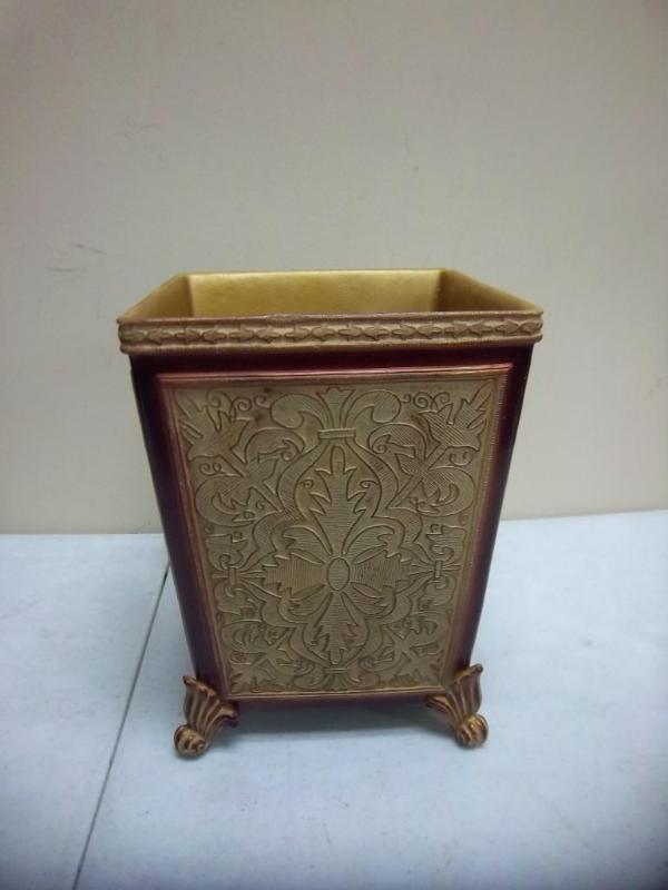 lot 27 image: New Indian Ink Bathroom Garbage Can...