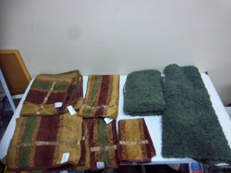 lot 28 image: New Towels And Mats Matches Lots 26...