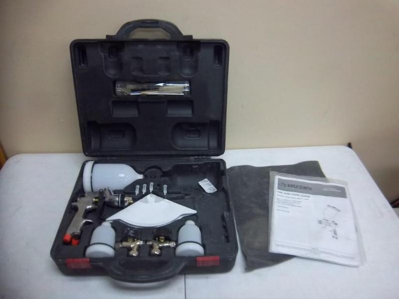 lot 33 image: Husky Paint Gun - Untested...