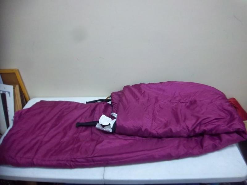 lot 50 image: Embark Sleeping Bag - Used...