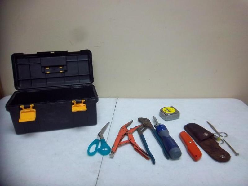 lot 66 image: Tool Box With Some Tools...