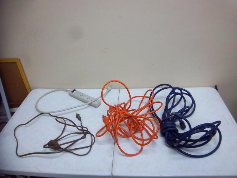 lot 69 image: Lot Of Extension Cords - May Have S...