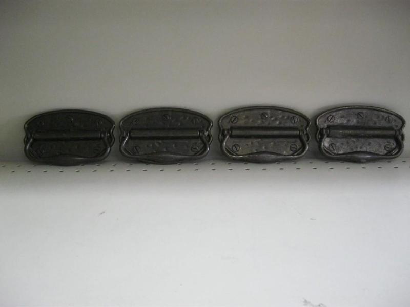 lot 86 image: Lot Of Drawer Pulls...