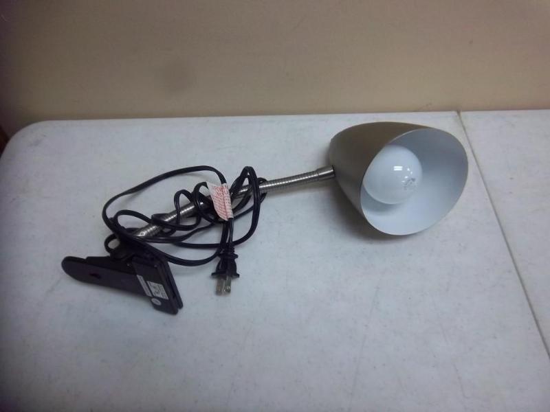 lot 90 image: Working Clip Lamp...