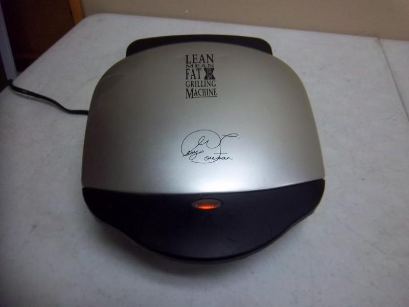 lot 99 image: Working George Foreman Grill - Smal...