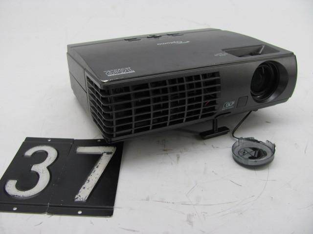 Optoma HDMI DAEPGLKG multimedia LCD...