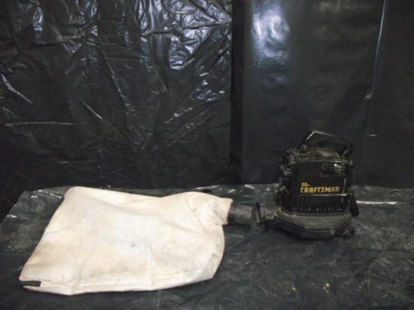 lot 100 image: Craftsman Leaf Vacuum   We ...
