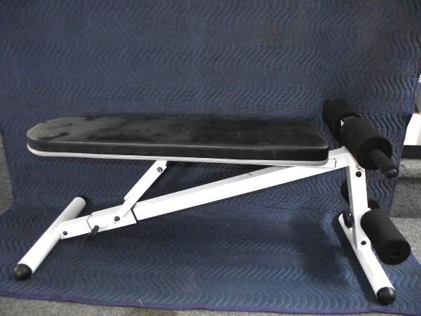 lot 18 image: Impex Sit Up Bench   Adjust...