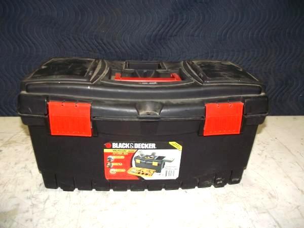 lot 65 image: Black & Decker Tool Box