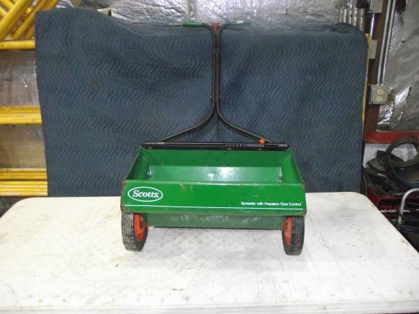 lot 81 image: Scotts Walk Behind Spreader