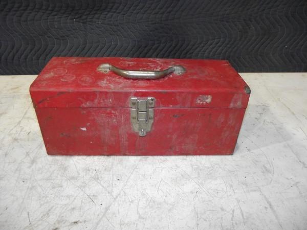 lot 87 image: Tool Box With Miscellaneous Tools