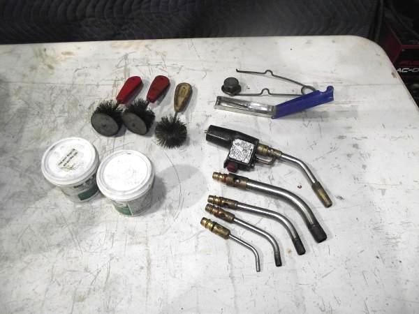 lot 94 image: Torch Head With Accessories