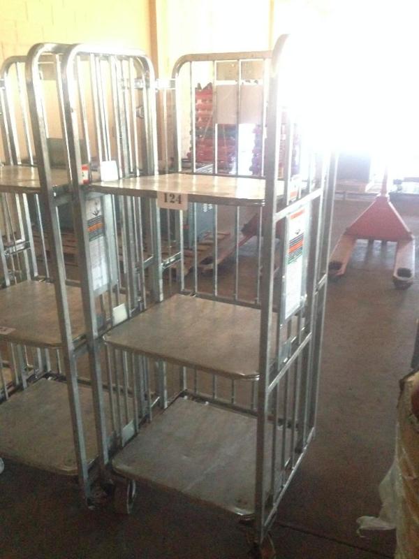 Metal collapsible cart....