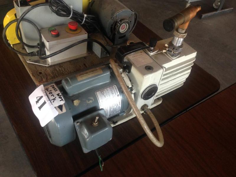 Leybold vacuum pump labeled as not ...