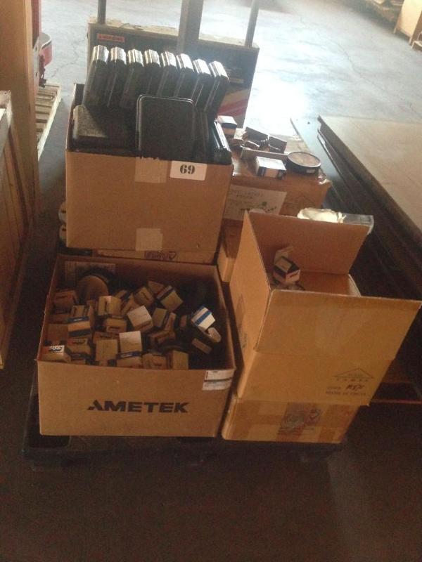 Pallet lot of misc. gauges, most ne...
