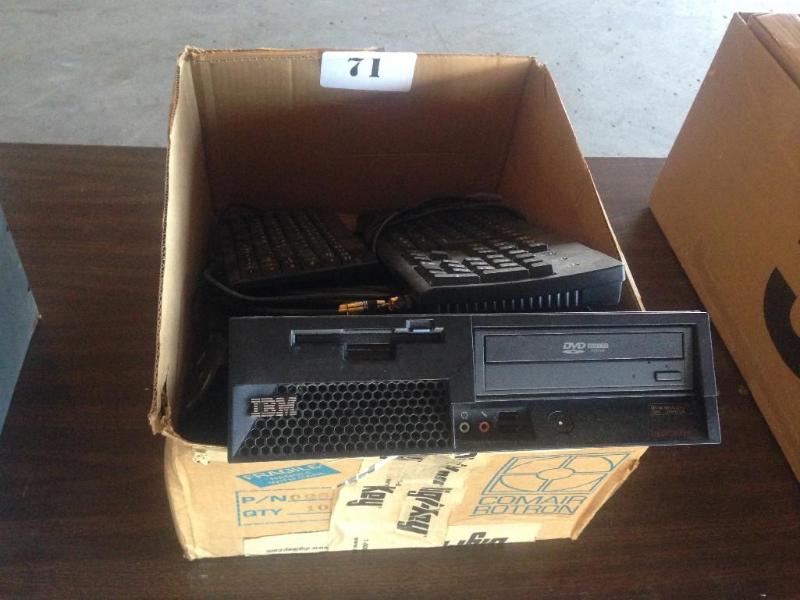 IBM ThinkCenter computer w keyboar...