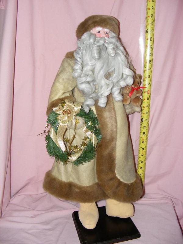 lot 137 image: Vintage Style Santa, approx 25 ta...