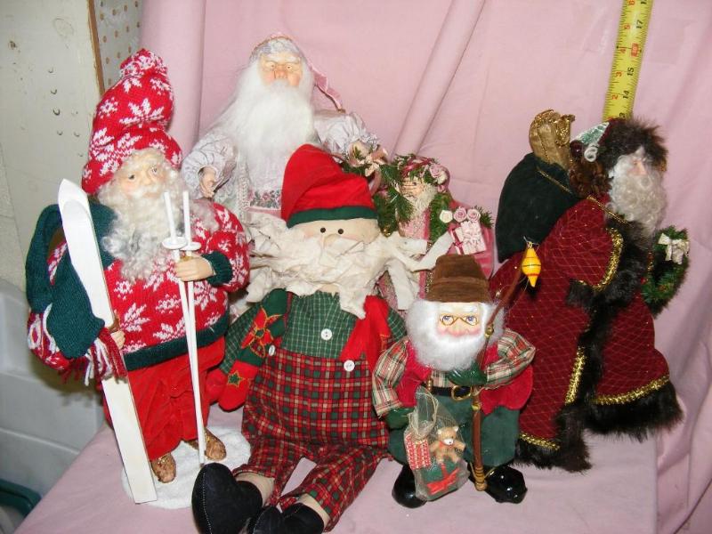 lot 151 image: Lot of Misc Santas, and one snowman...