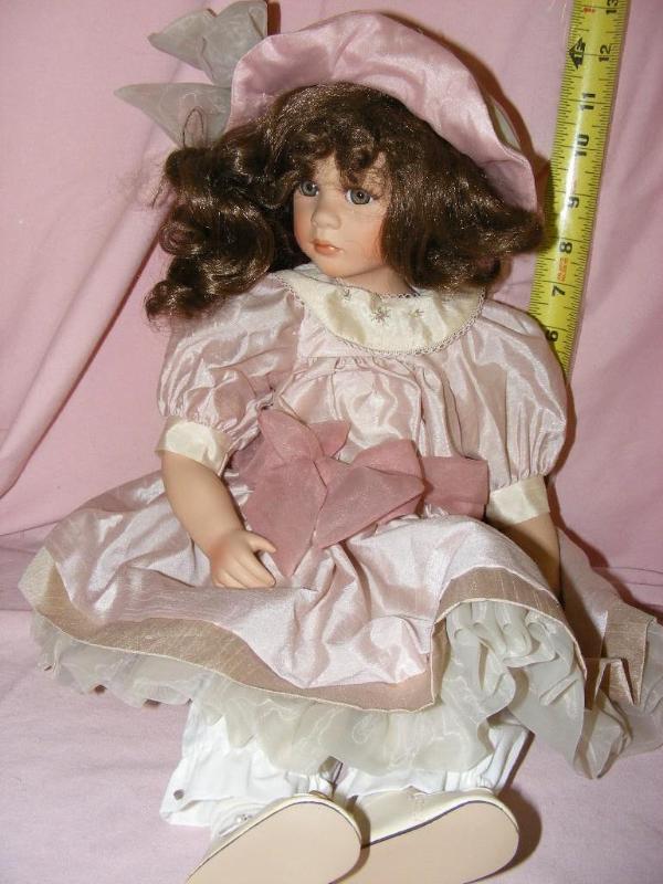 lot 169 image: Deltan Product Corp Porcelain...