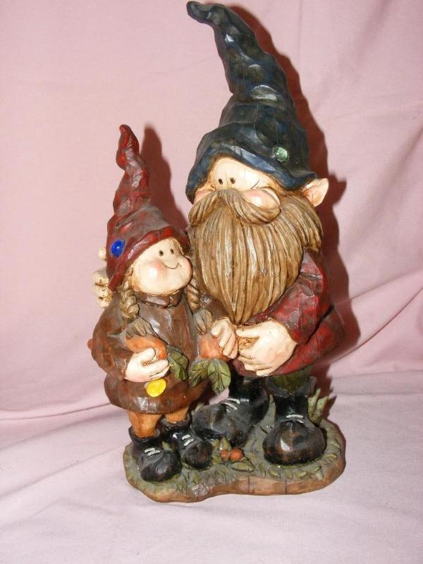 lot 19 image: Agora&nbspGifthouse&nbspCollectio...