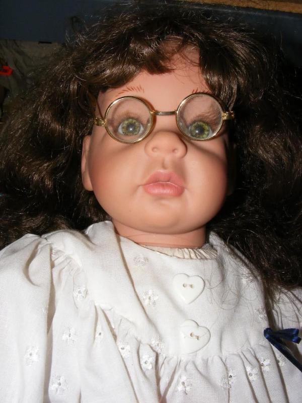 lot 190 image: 1995 Pat Secrist Doll Baby Fa...
