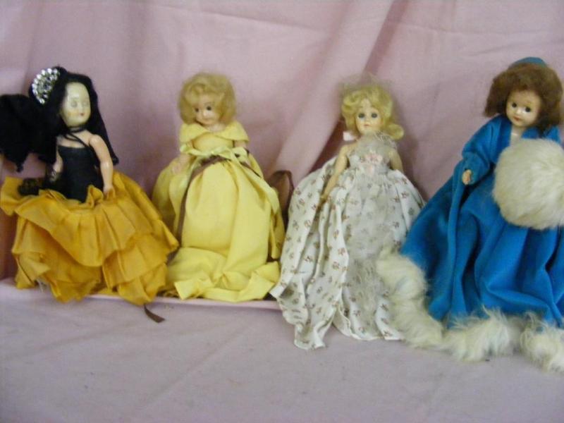 lot 220 image: Lot of Misc Dolls...